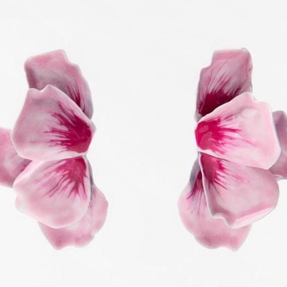 ZARA Earrings Enameled Petal Fan in Pink 💕✨✨✨✨ - Picture 6 of 8